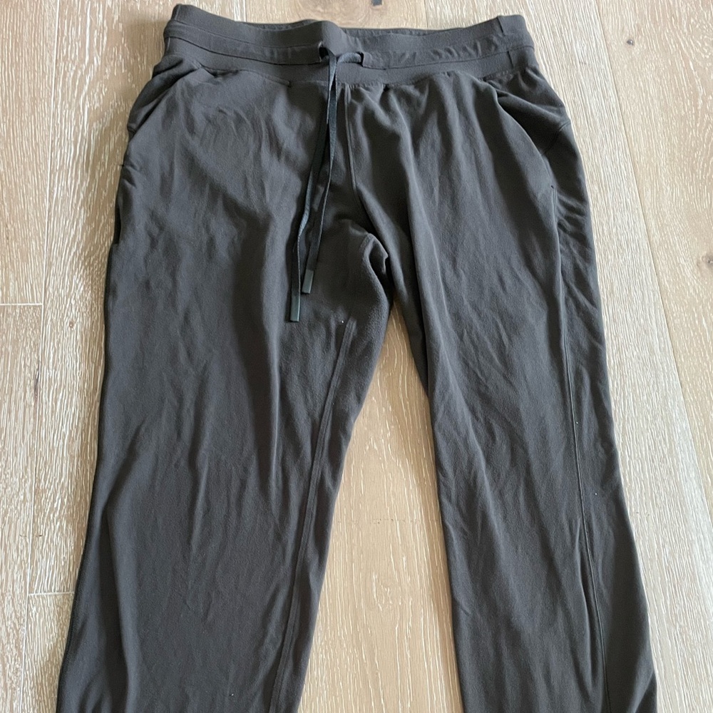 Lululemon ready to rulu jogger